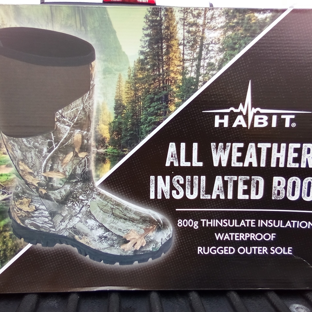 Habit size 10 new in box